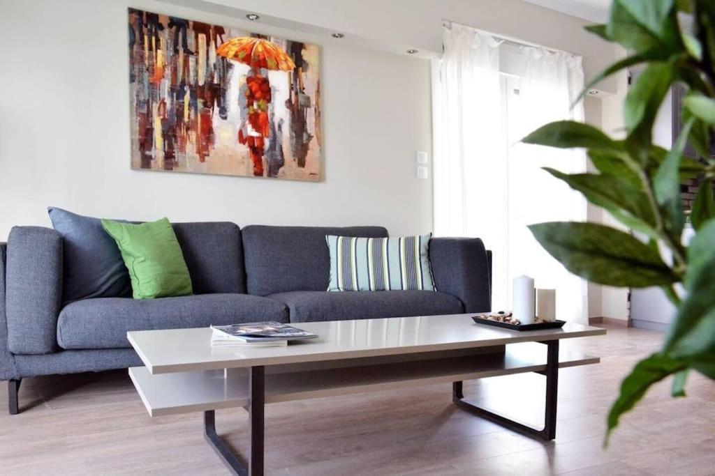 Near Acropolis, 3 Bedroom 2 Bathroom Big Beautiful Apt Athens Exterior photo